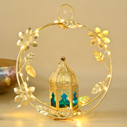 VON CASA Golden Iron Wreath Lantern