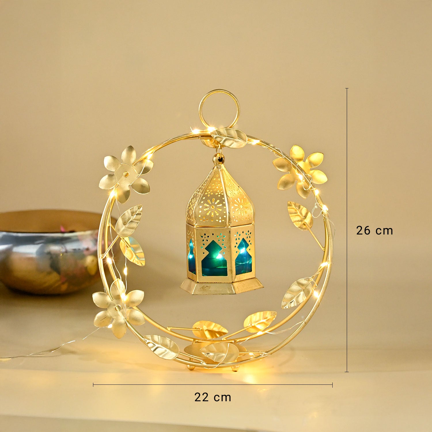 VON CASA Golden Iron Wreath Lantern