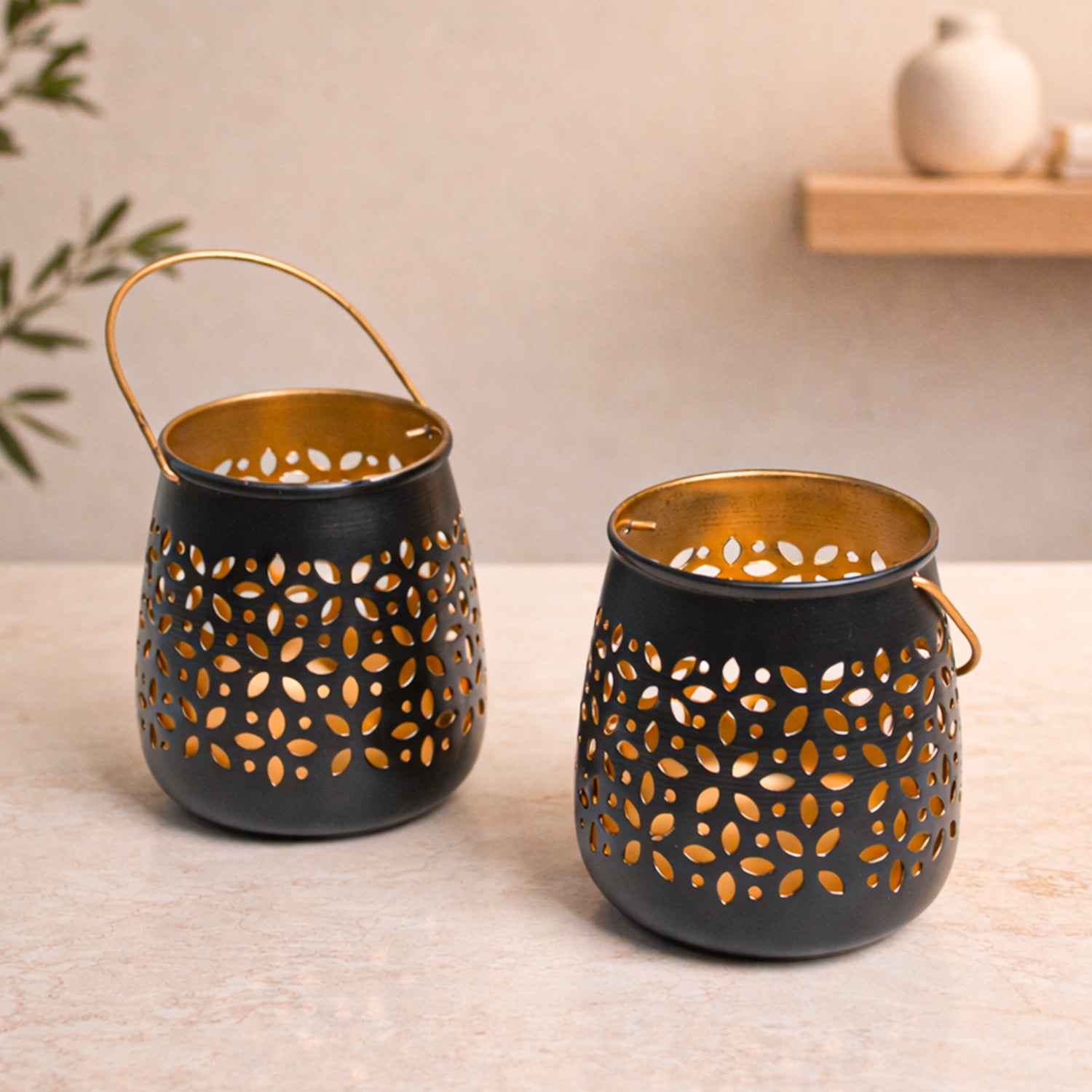 MARKET99 Black Hanging Tealight Holder Set Of 2