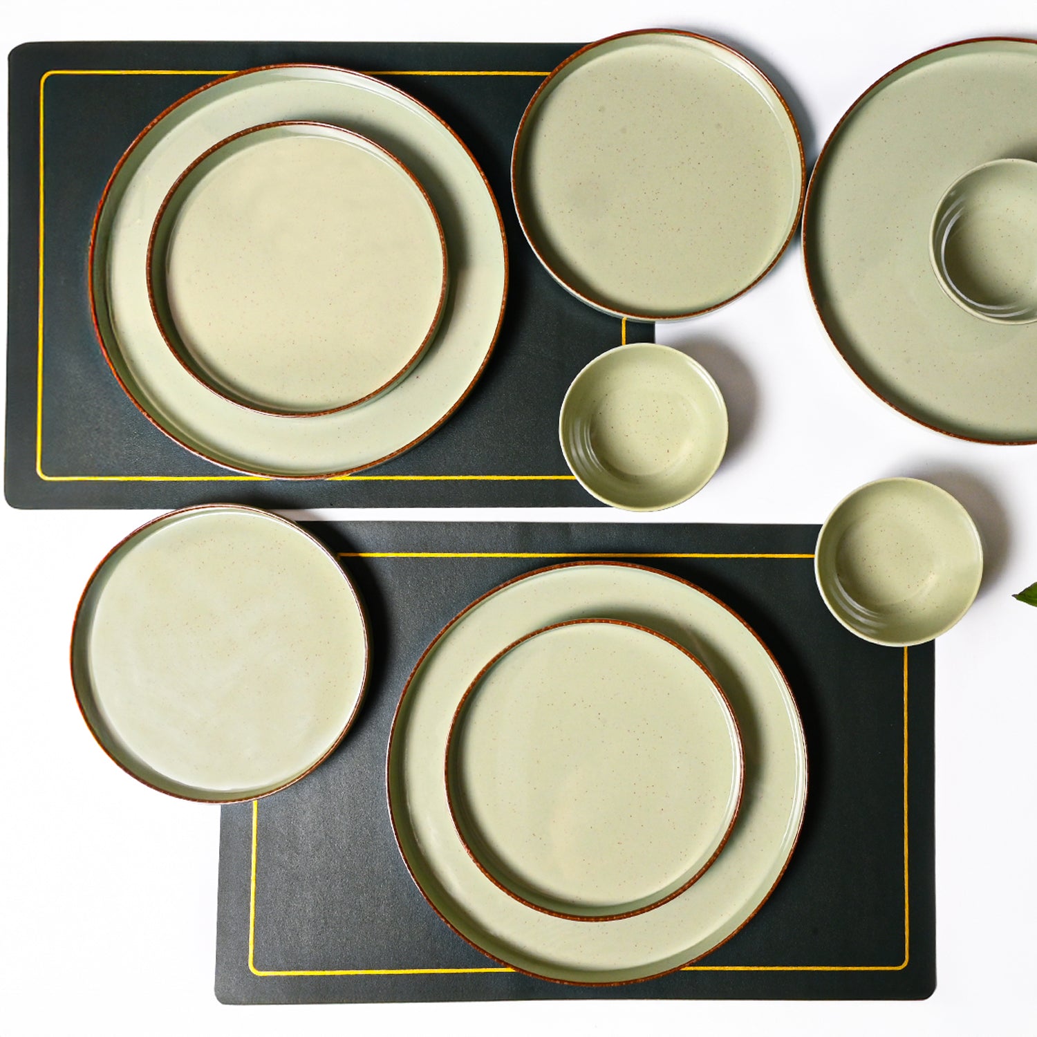 Market99  Rusty Green Plato Dinner Set - 20 Pcs