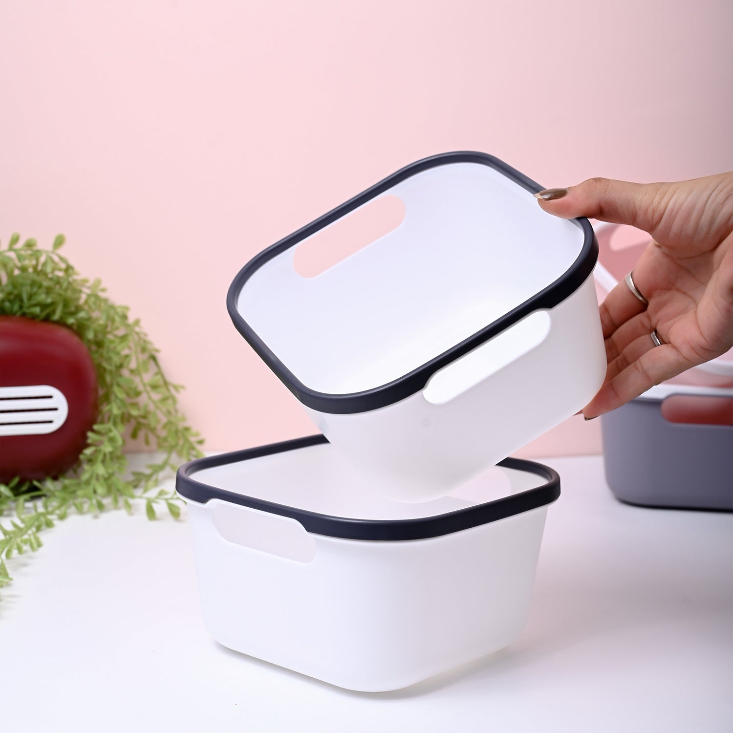 White Square Baskets (Set of 2)