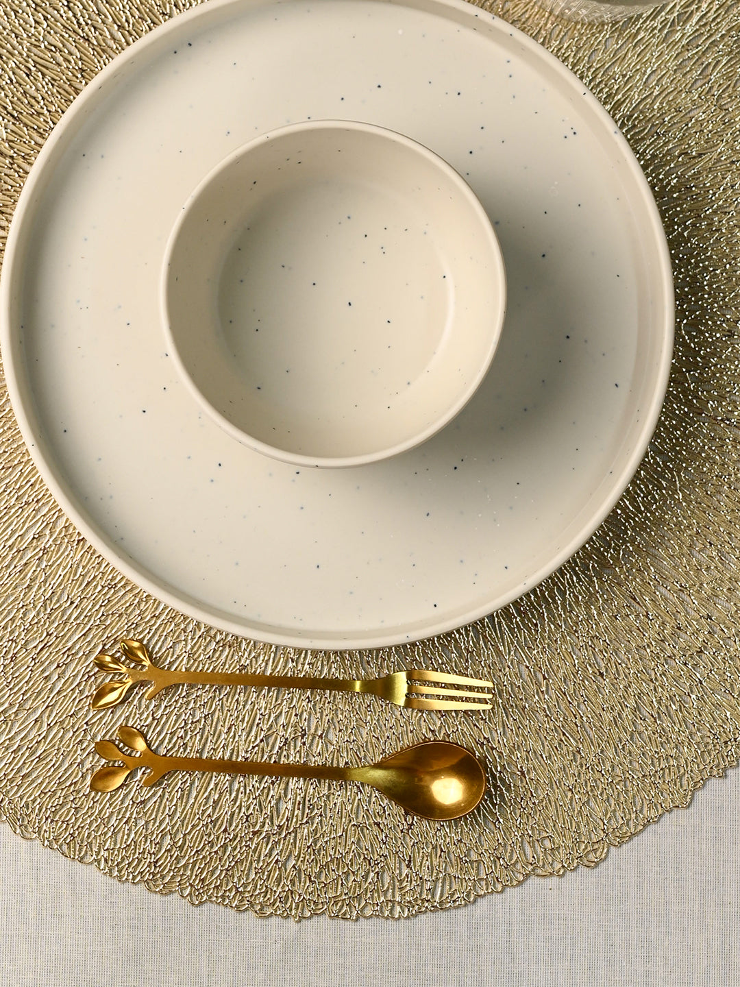 VON CASA Golden Placemat Set Of 2