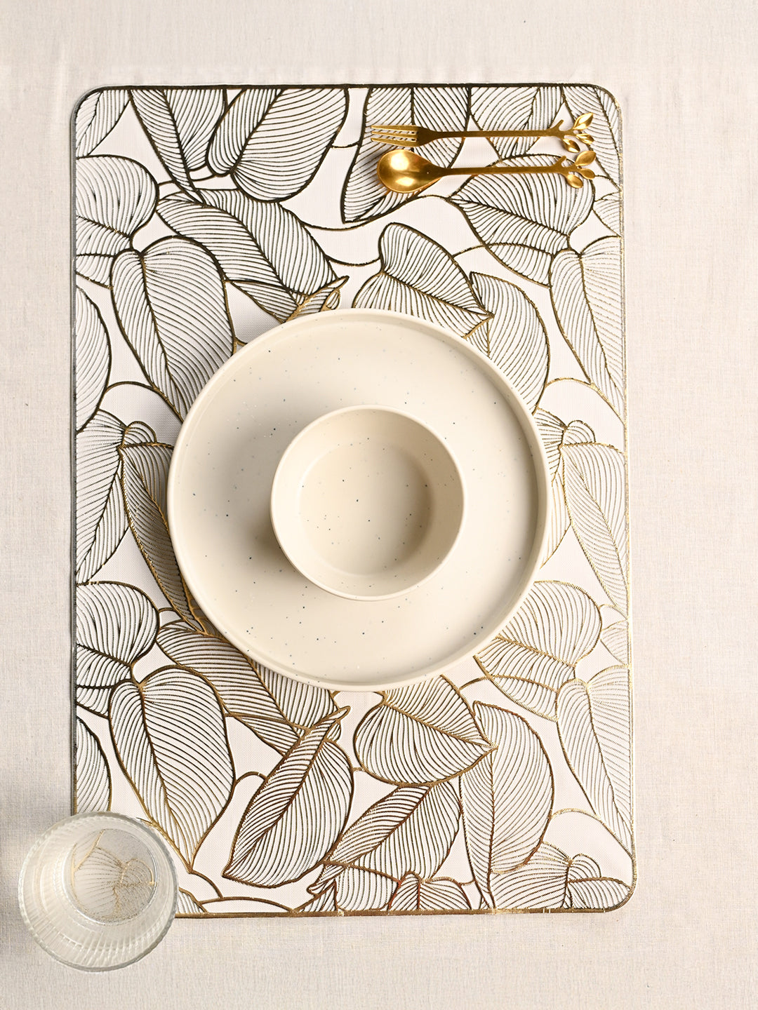 VON CASA Golden Placemat Set Of 2