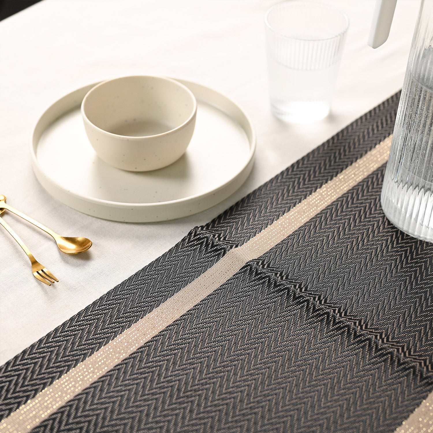 VON CASA Brown Table Runner