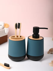 VON CASA Green Teal Bathroom Set of 2