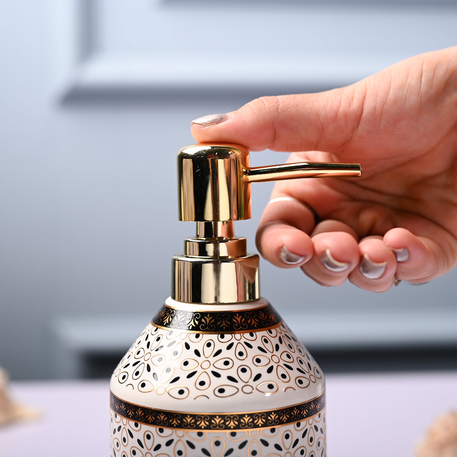 Ceramic Off White Soap Dispenser - Geometrical Glossy Finish