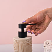 VON CASA Off-White & Black Polyresin Soap Dispenser