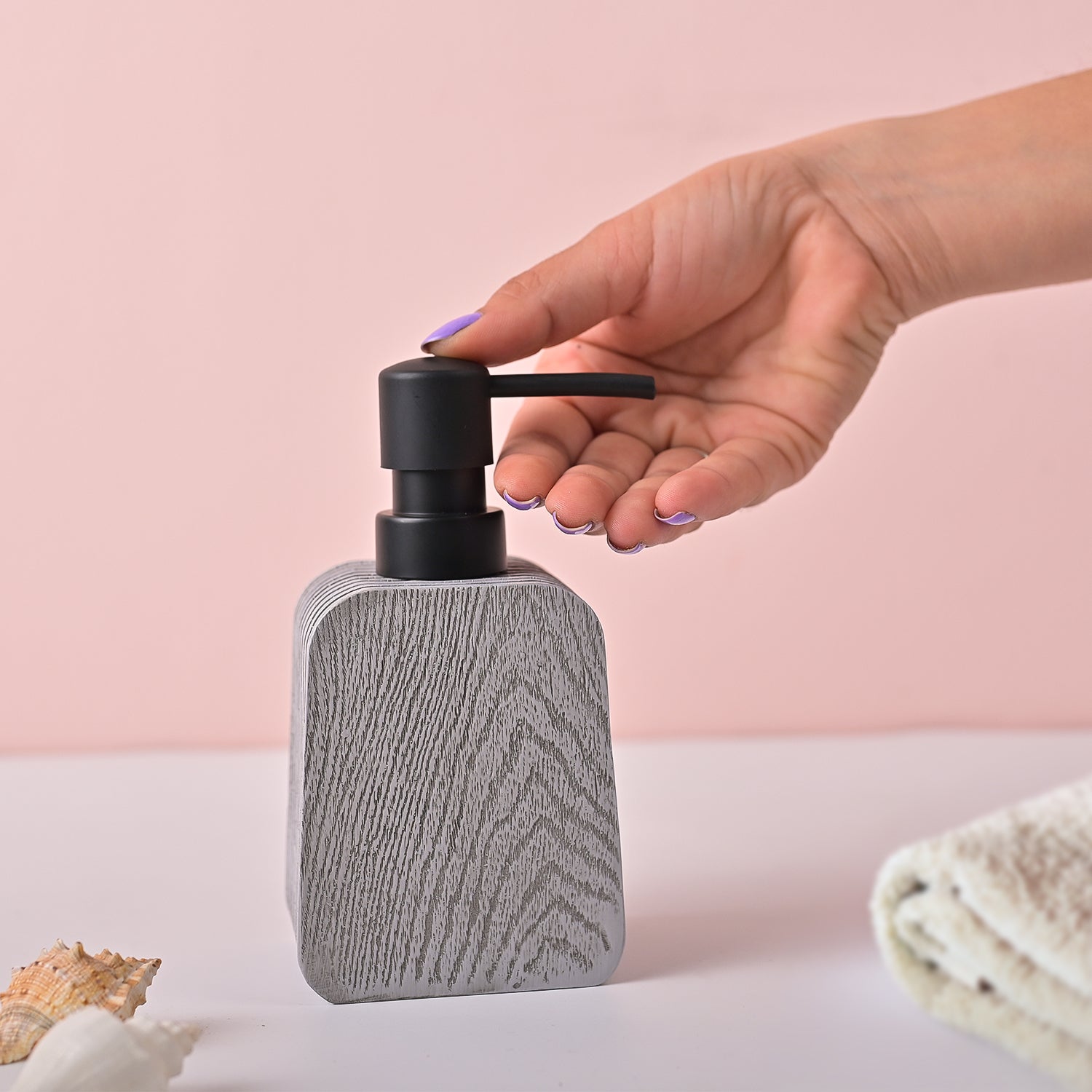 VON CASA Grey Polyresin Soap Dispenser – Modern Design