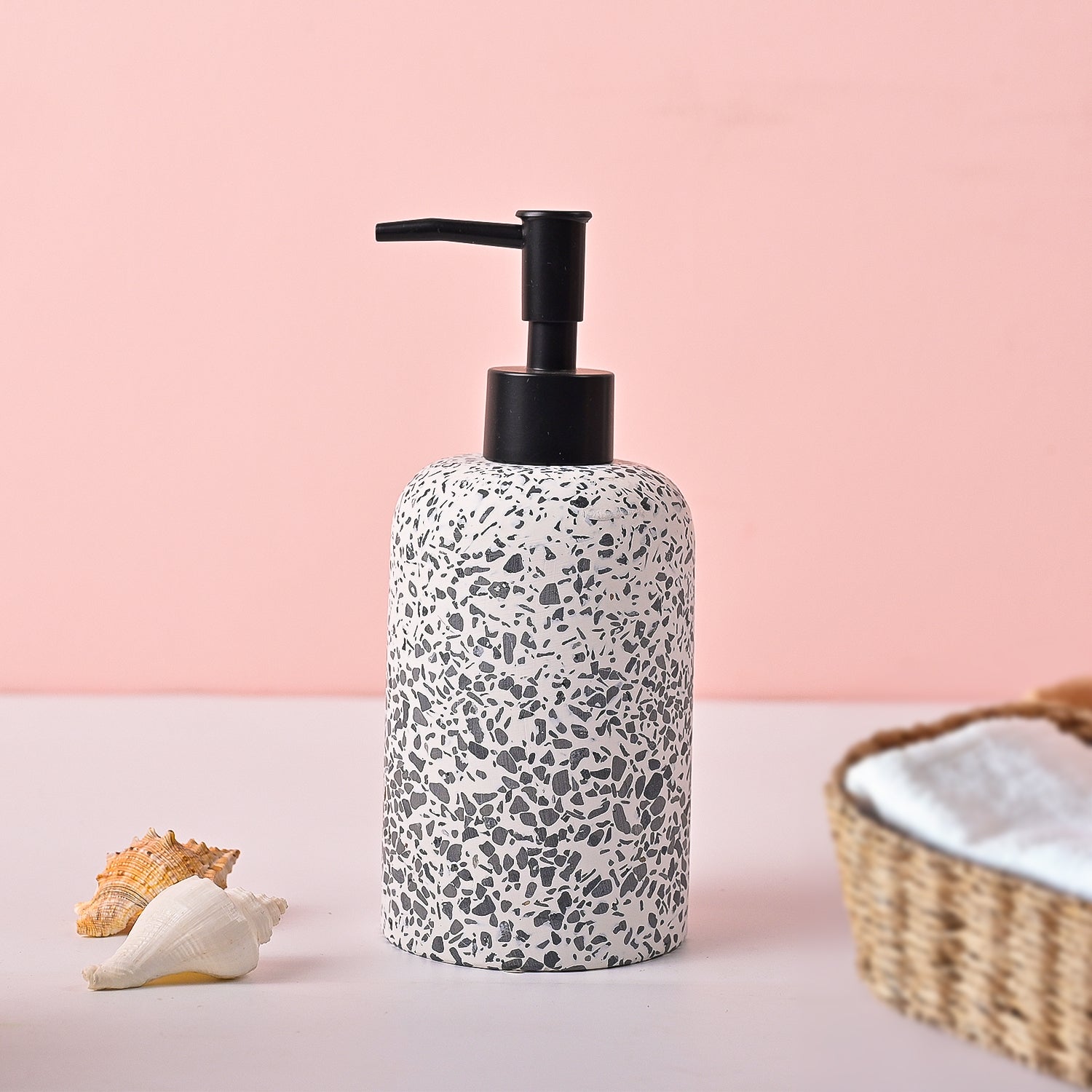 VON CASA White & Black Polyresin Soap Dispenser