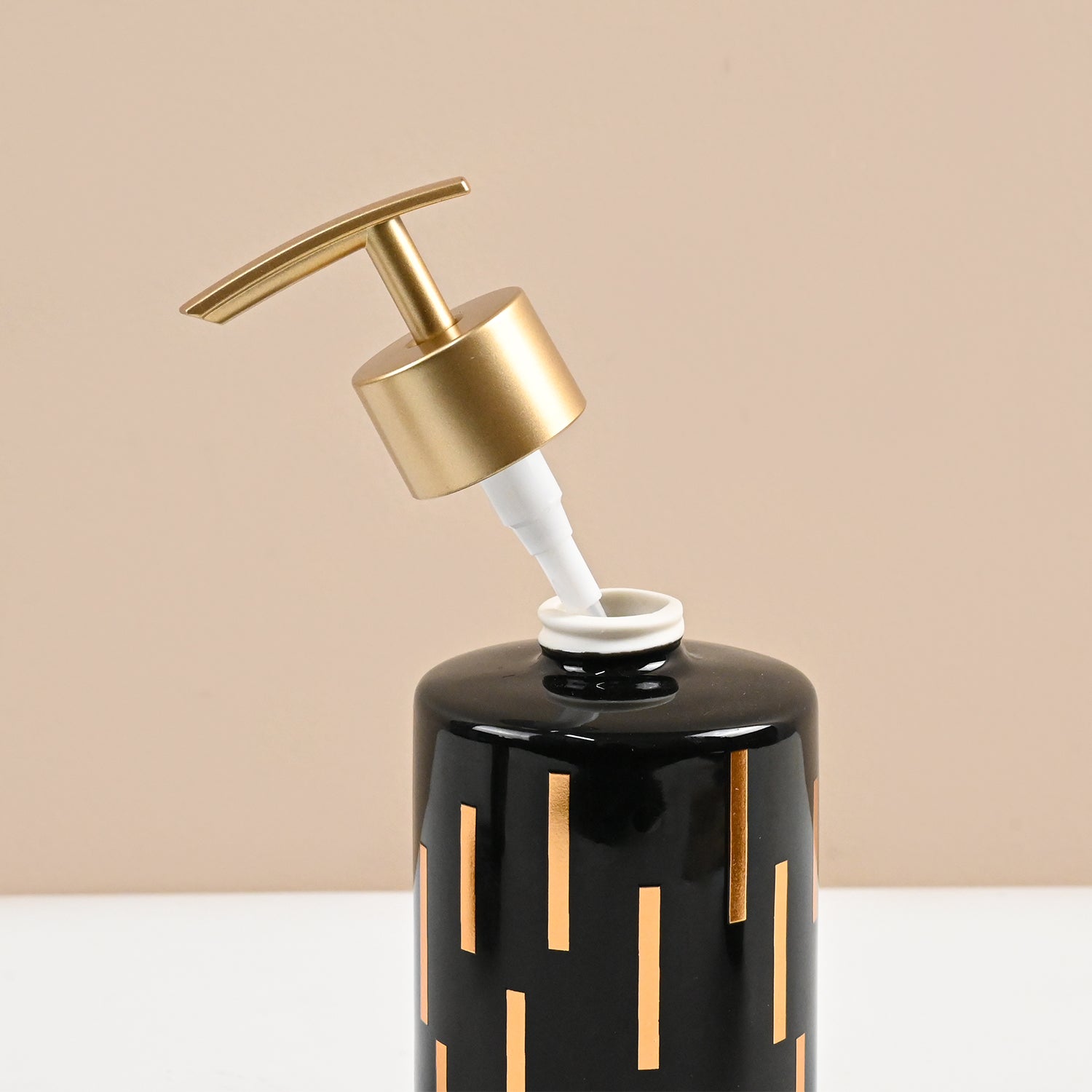 Bathroom Set Of 4 (Black)