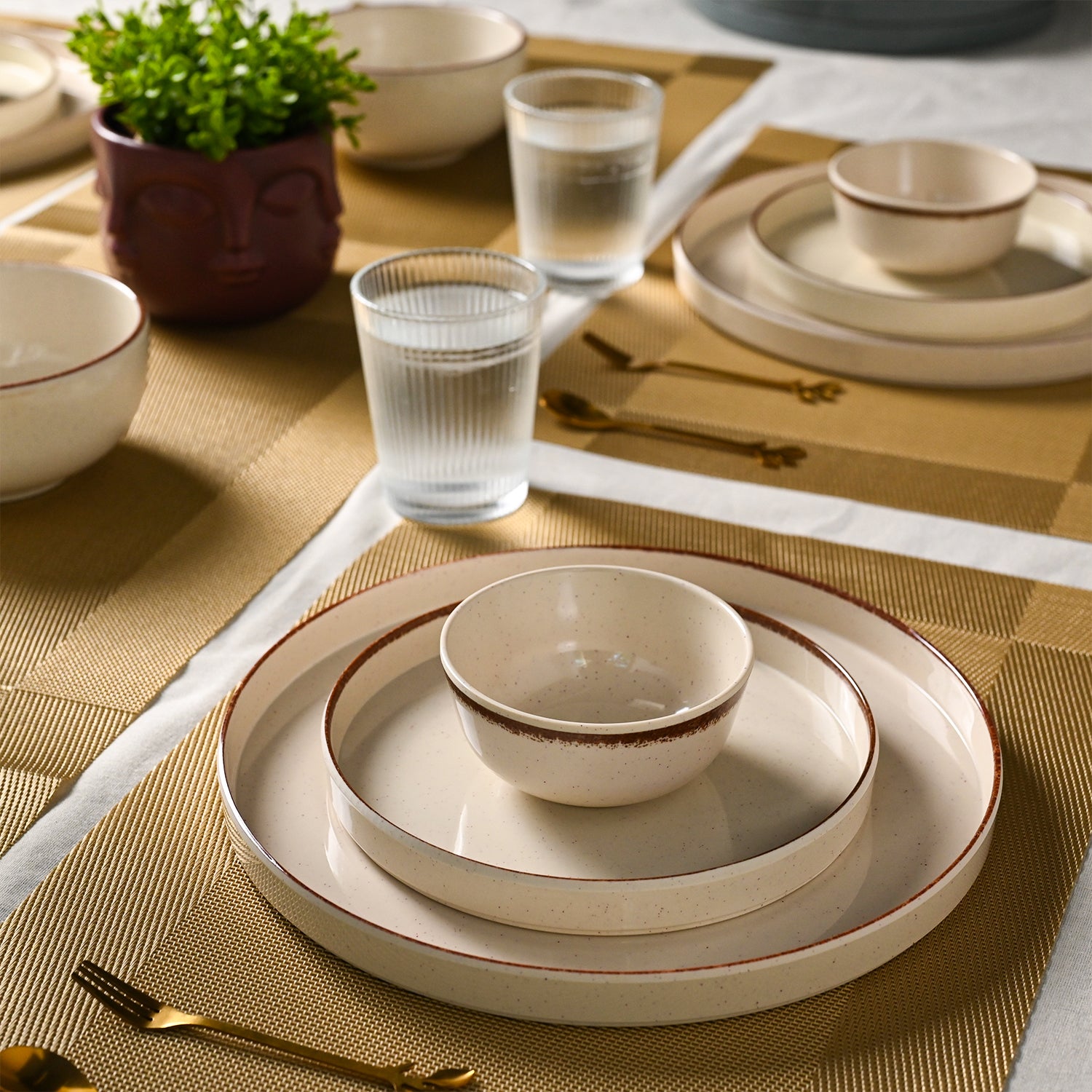 Market99 Chochip Cream Melamine Dinner Set Of 12