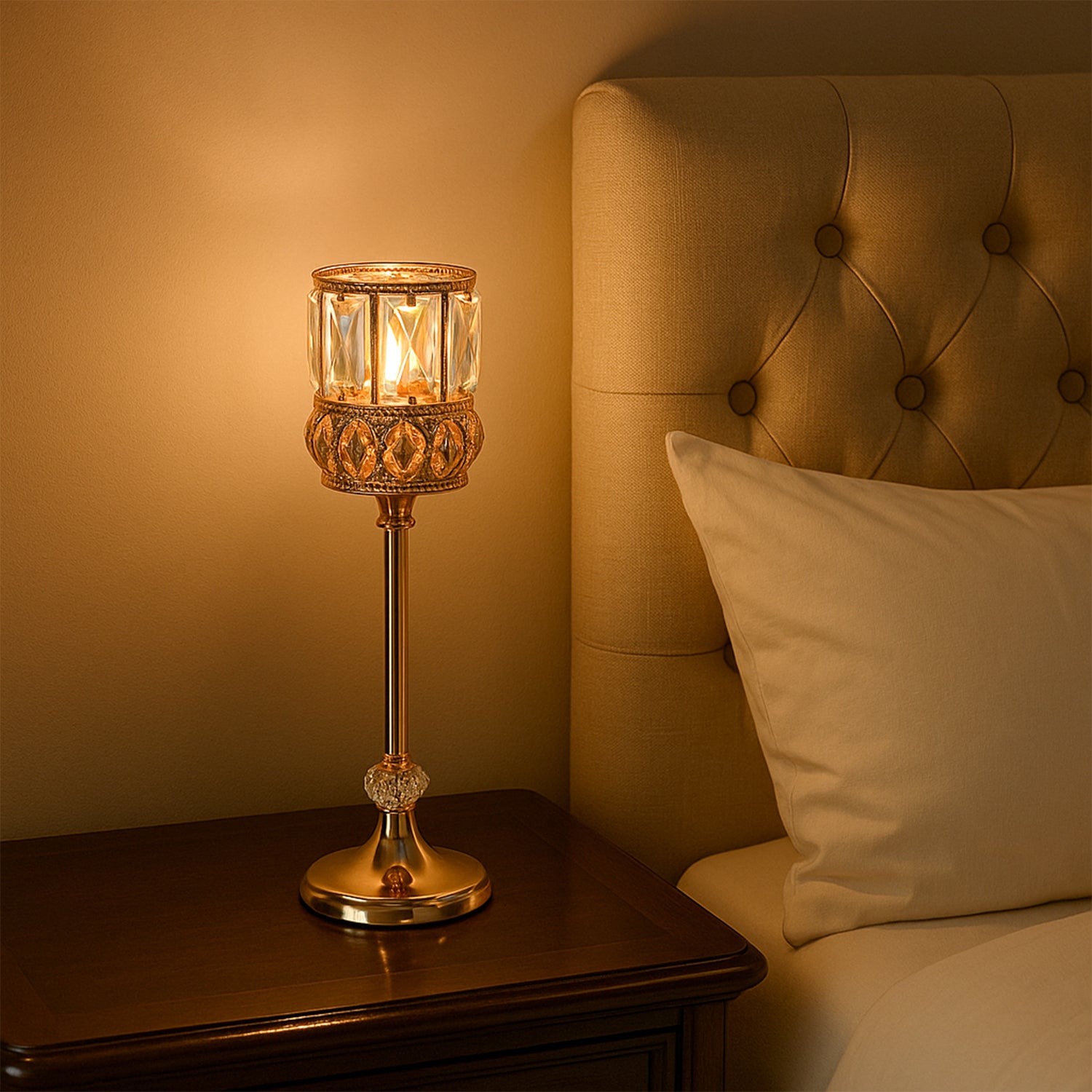 VON CASA Small Golden Filigree T-Light Holder