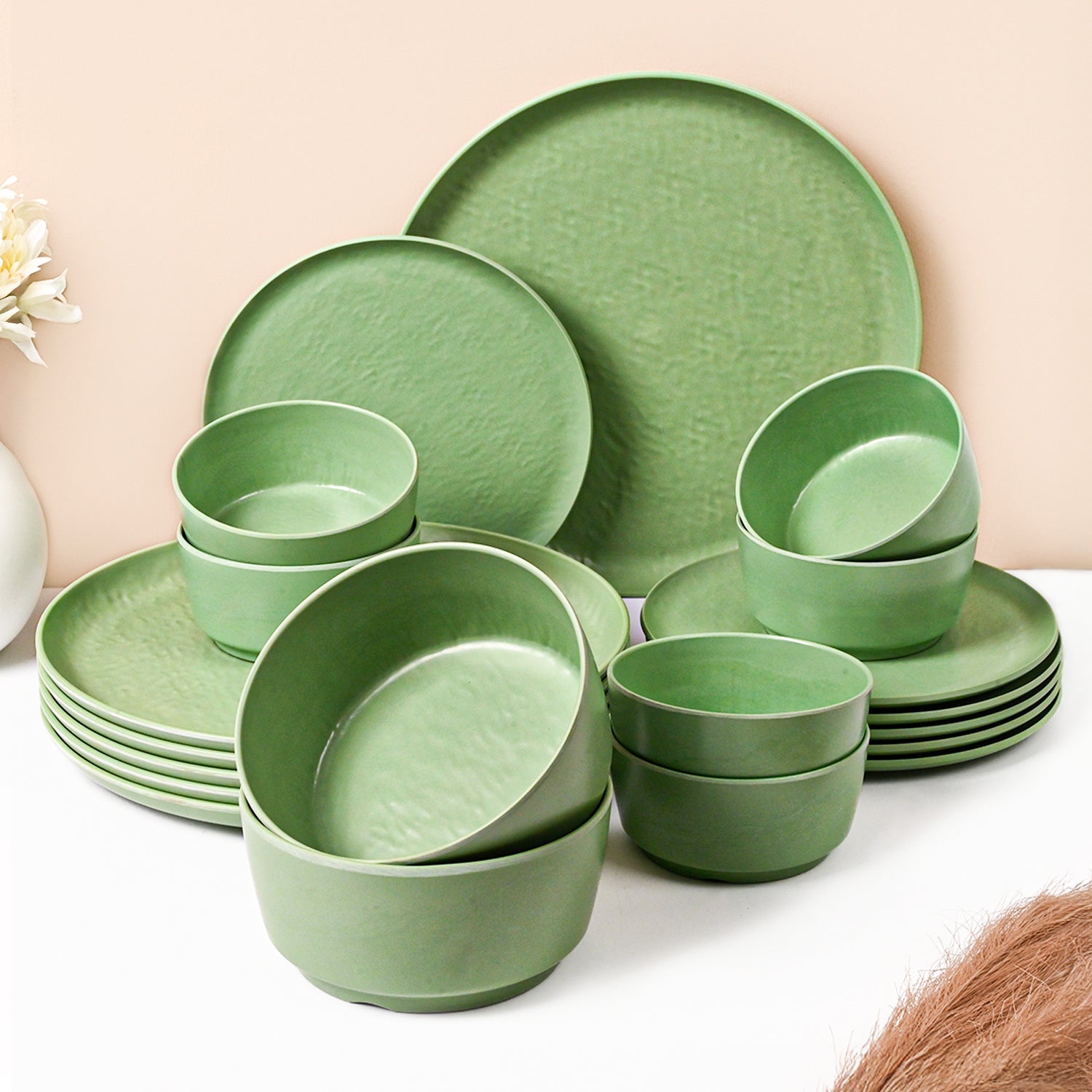 VON CASA Hammered Green Dinner Set – 20 Pcs