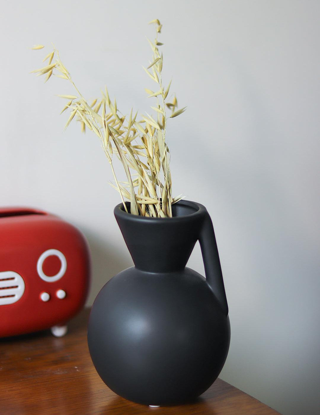 Black Decorative Vase - MARKET 99