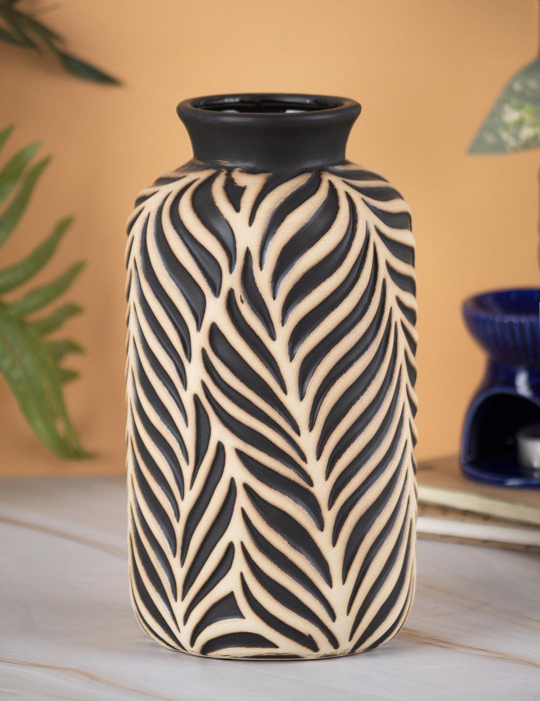 Ceramic Black +Grey Cylindrical Vase - MARKET 99