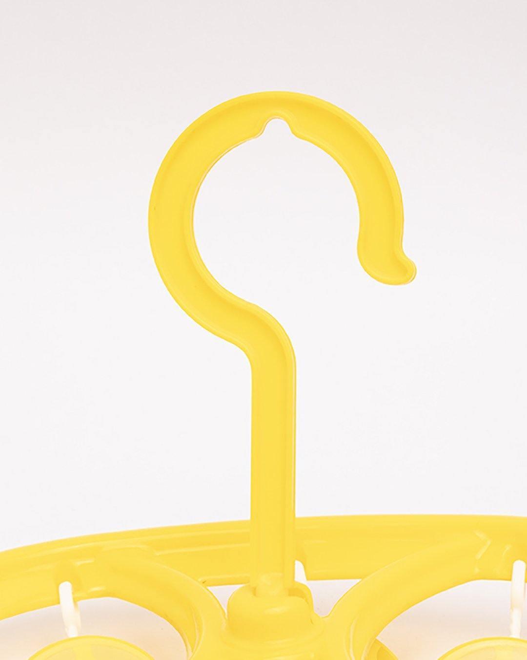 Clothes Hanger with 8 Pegs, Cloth Pegs, Yellow, Plastic - MARKET 99