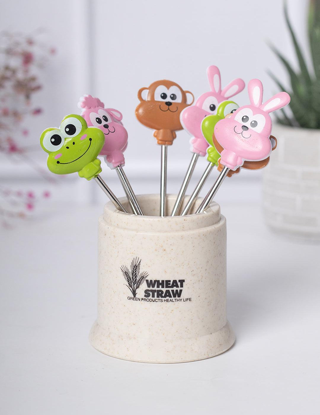 Colorful Plastic Fruit Forks with Adorable Animal Faces - Pack of 7 - MARKET 99