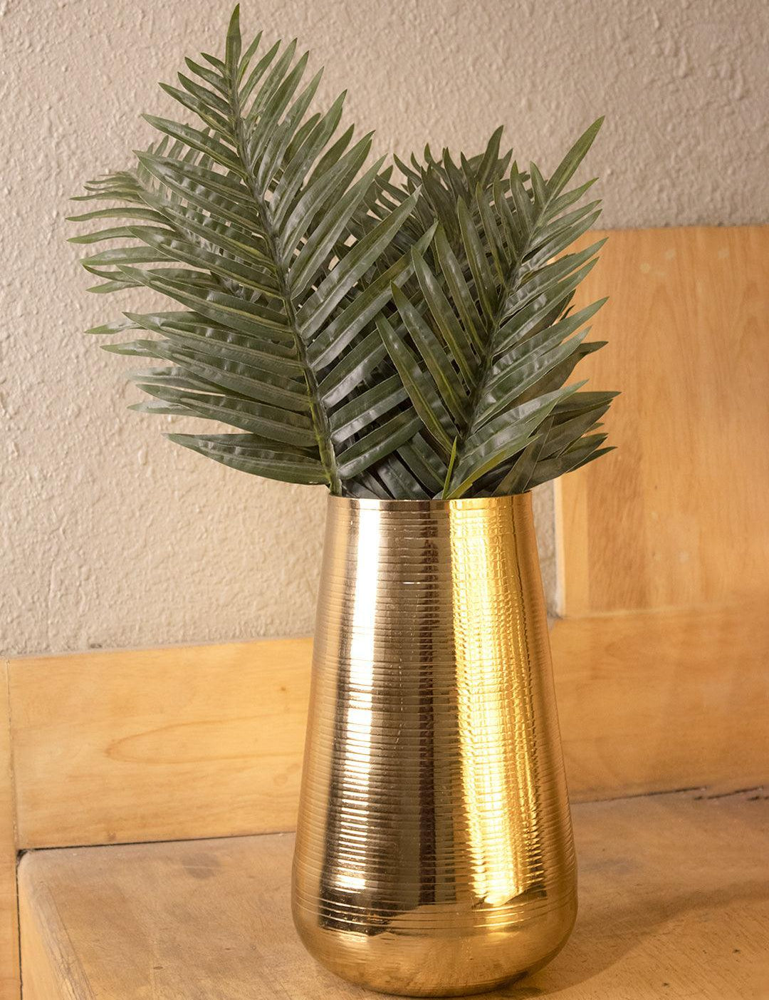 Decorative Modern Gold Metal Table Ribbed Flower Shape Vase for Festive Décor - MARKET 99