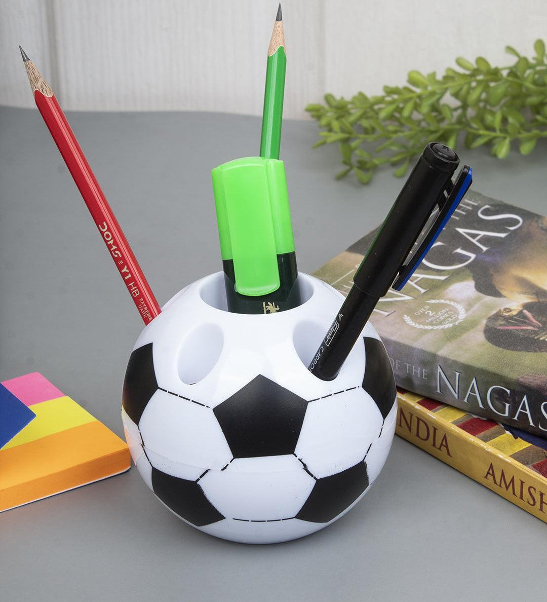 Football Pen Stand - MARKET 99