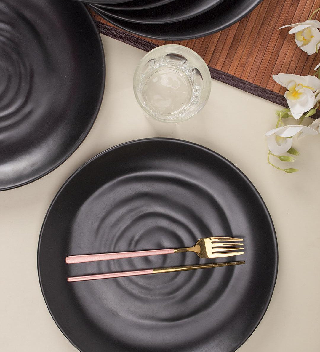 Full Plate (Black Matte Spiral) Set Of 6 - MARKET 99