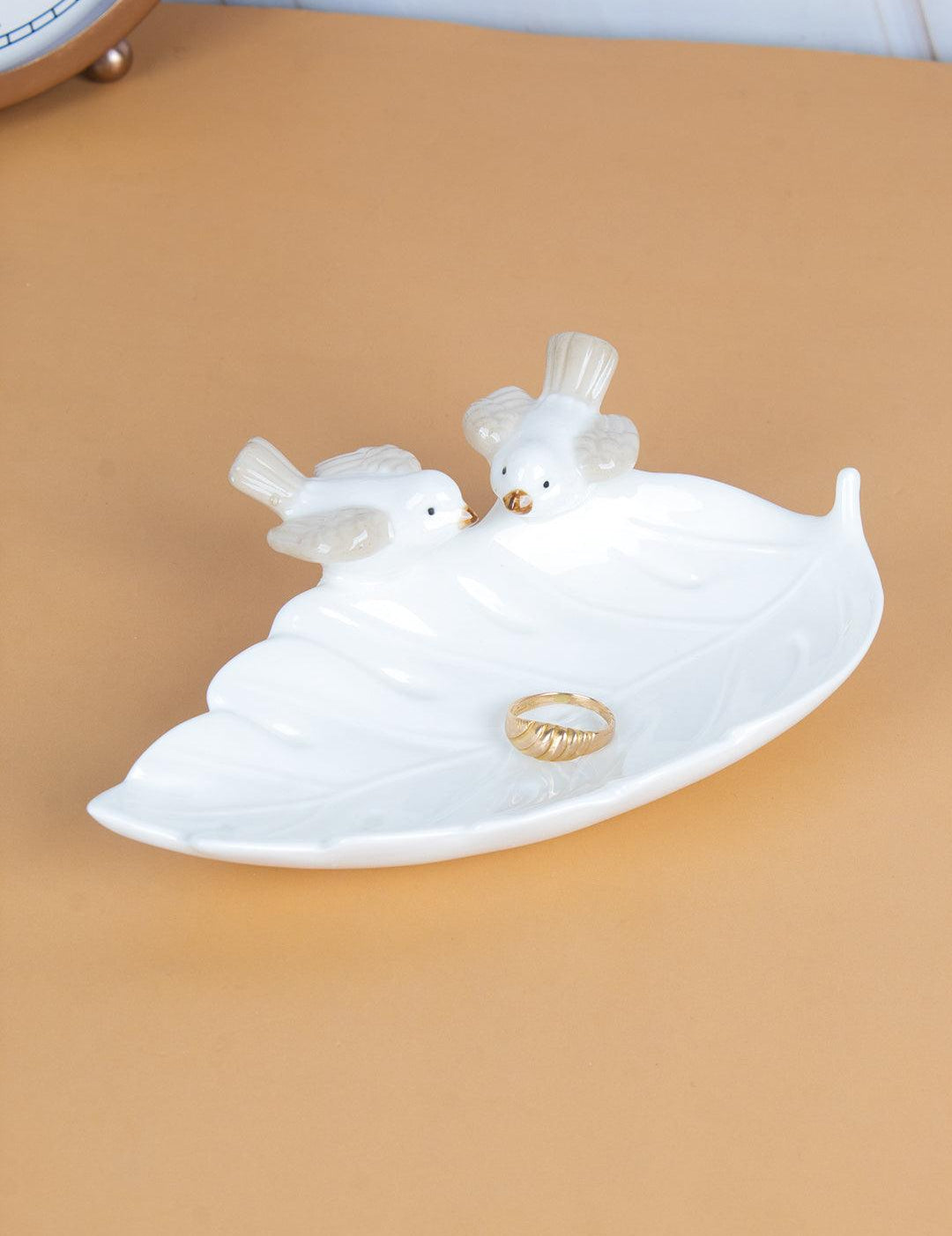 Jewellery Holder Tray, Crafted Bird, for Dressing Table, Ring Dash, Rectangular, White, Ceramic - MARKET 99