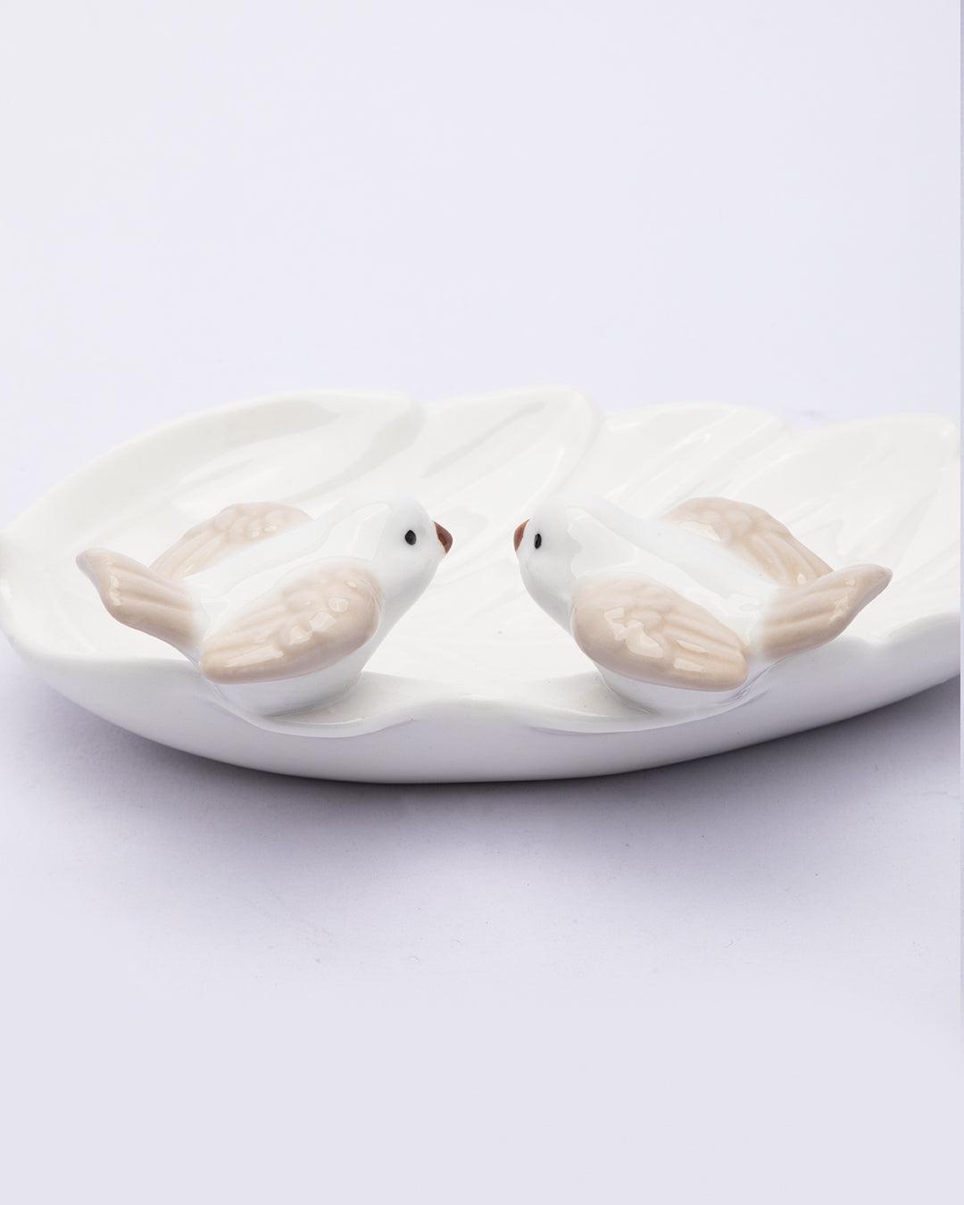 Jewellery Holder Tray, Crafted Bird, for Dressing Table, Ring Dash, Triangle, White, Ceramic, - MARKET 99