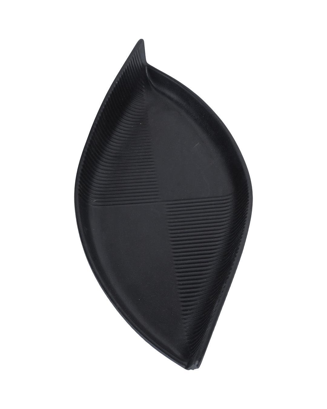 Market 99 - Melamine Matte Finish BOAT Platter for Dining Table