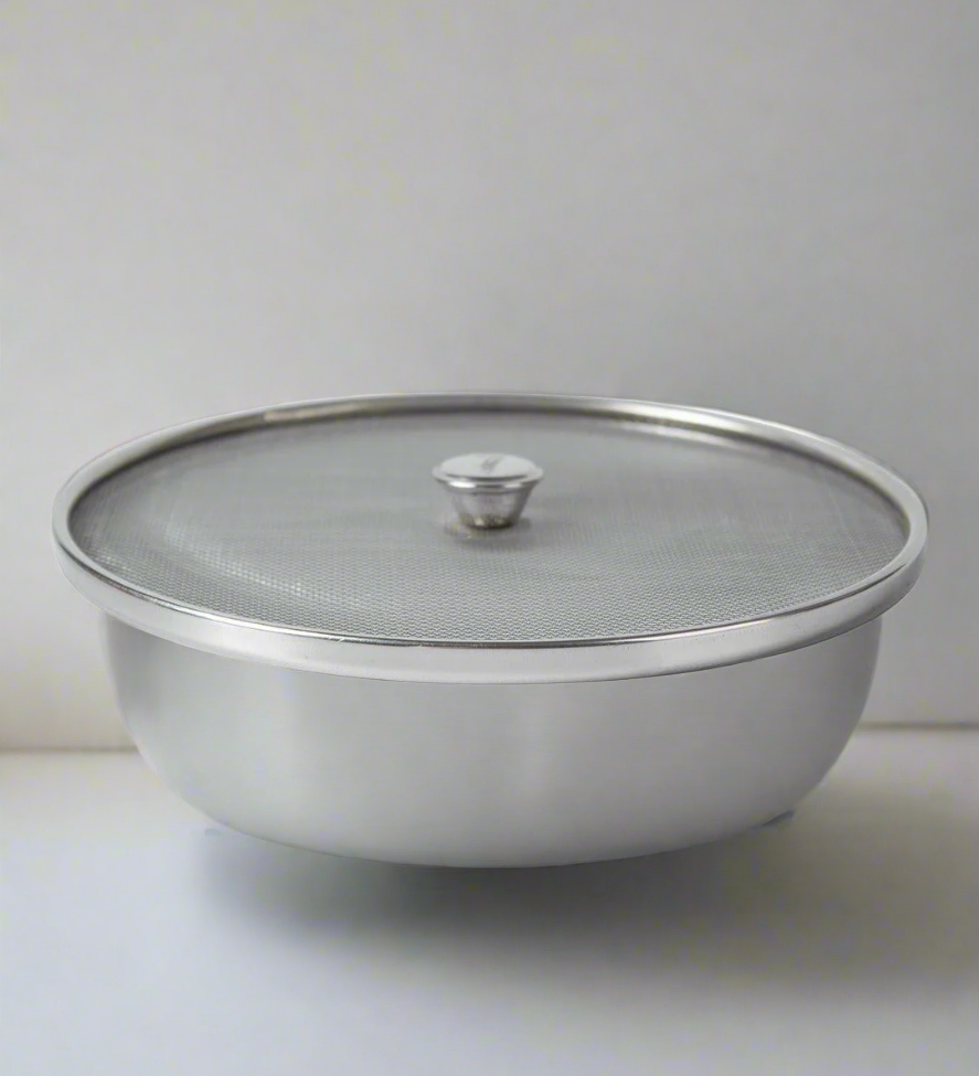 market-99-stainless-steel-net-covervessel-coverlidsmesh-lids-size-no-8-and-10-set-of-2-silver-colour-pot-and-pan-lids-3.png