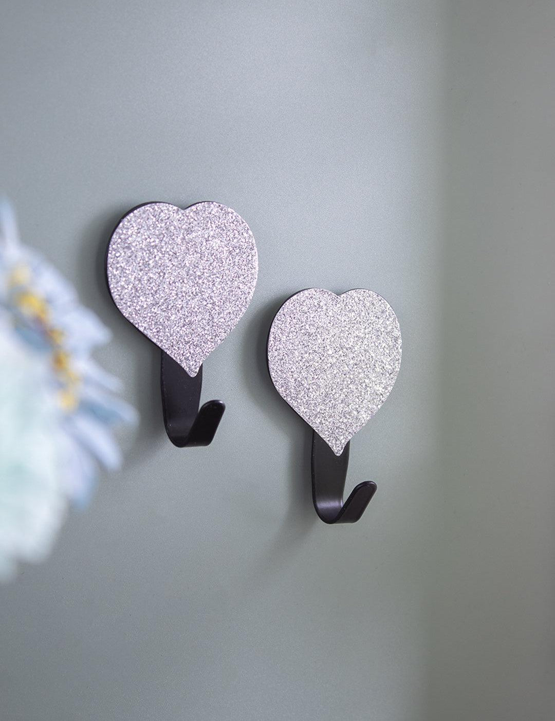 Market 99 Sticky Hook Pack Of 2 Pcs, Shimmering Heart, Silver, Plastic - MARKET 99