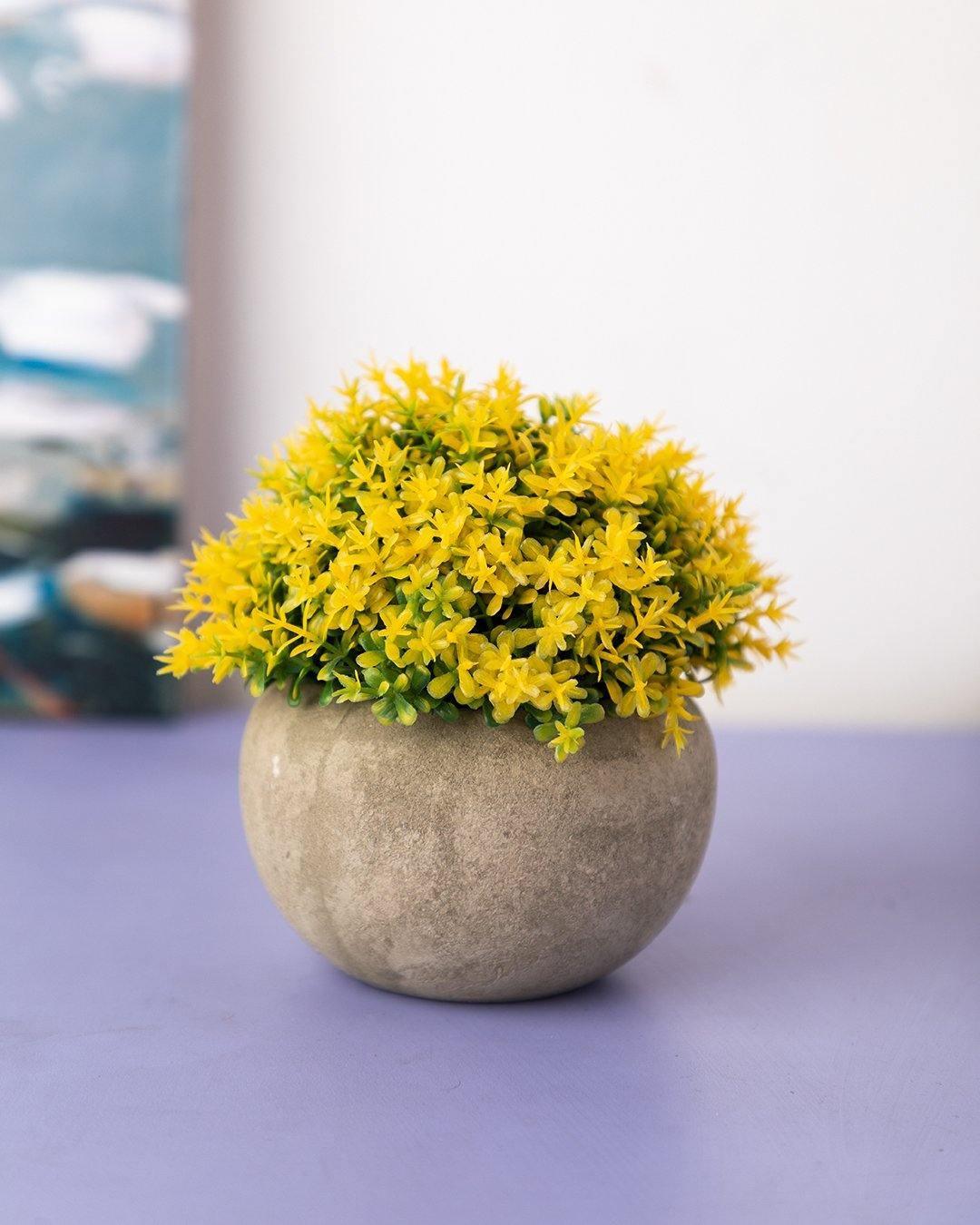 Market99 Artificial Flower with Pot, Yellow, Plastic - MARKET 99
