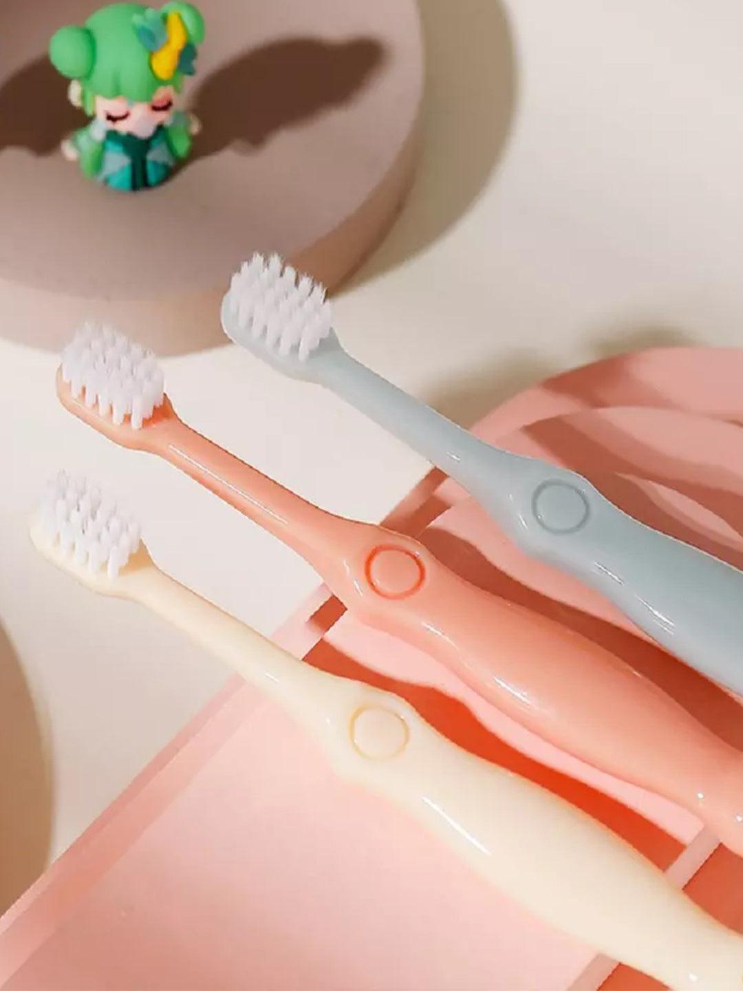 Market99 Kids Oral Care Toothbrush Pack Of 3 - MARKET 99