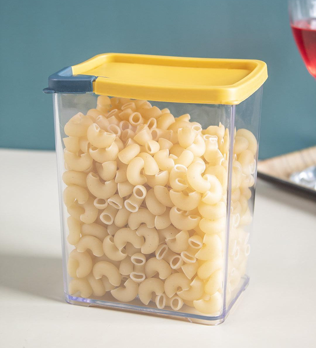 Market99 Medium Plastic Cereal Dispenser Jar With Lid - MARKET 99