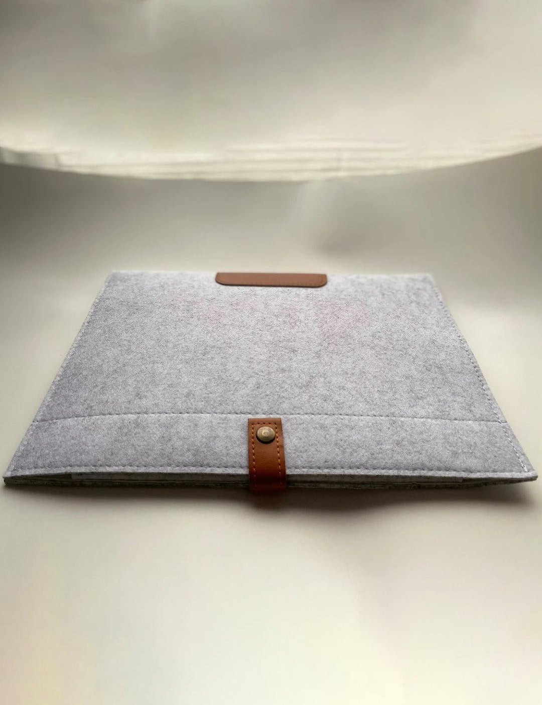 Market99 Rectangular Felt Laptop Bag - MARKET 99