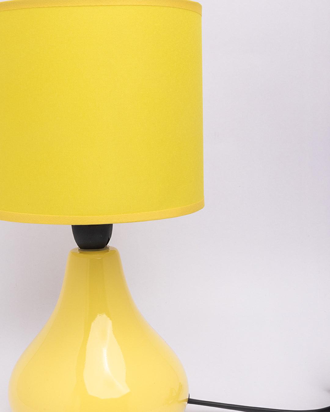 Market99 Table Lamp, with Shade, Cone Shape, Yellow, Ceramic - MARKET 99