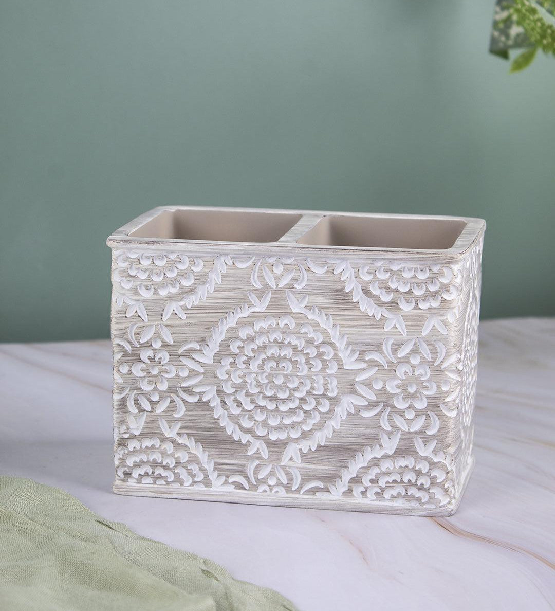 Market99 Traditional Engraved Design Toothbrush Holder - MARKET 99