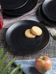 Melamine Black Round Quarter Plate (Set of 6) - MARKET 99