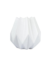 Nordic Flower Vase, White, Ceramic - MARKET 99