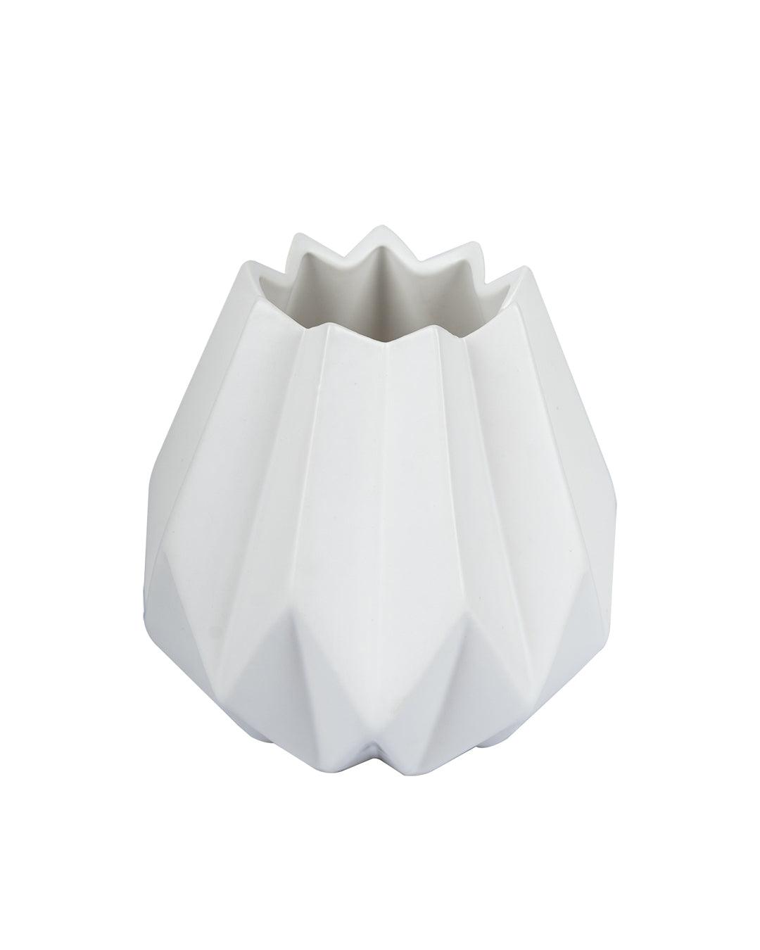 Nordic Flower Vase, White, Ceramic - MARKET 99