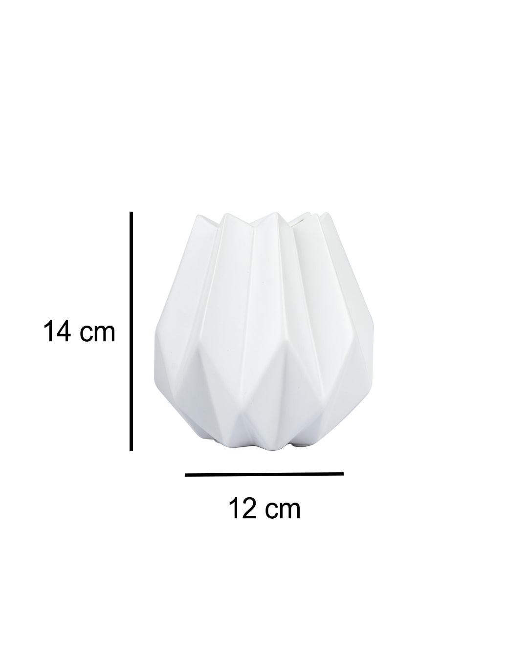 Nordic Flower Vase, White, Ceramic - MARKET 99