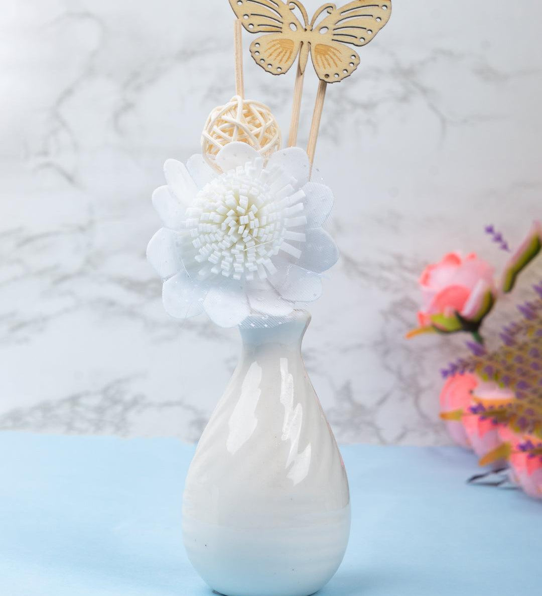 Reed Diffuser Set, Lily Fragrance Pot & Reed Stick, White, Ceramic, 30 mL - MARKET 99