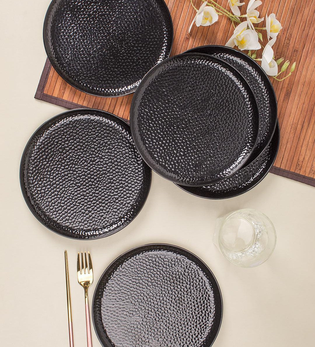 Round Quarter Plates, Half Plates, Dinner Set, Hammered Melamine, Black, Pack of 6 - MARKET 99