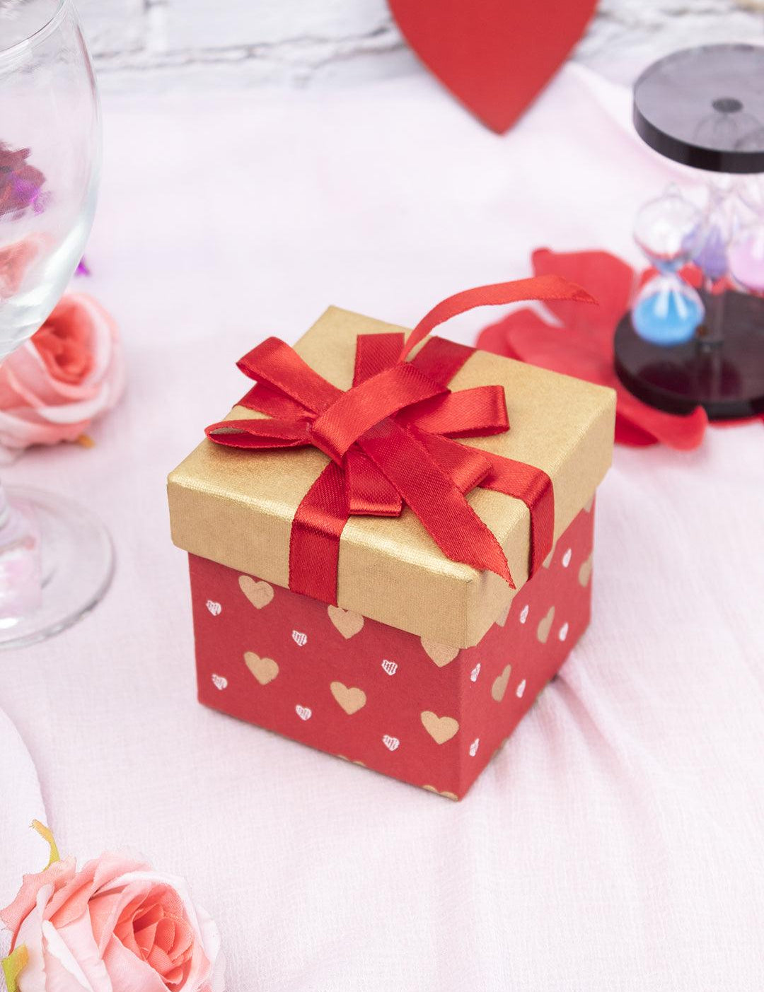 Valentine Gift Box - Square - MARKET 99