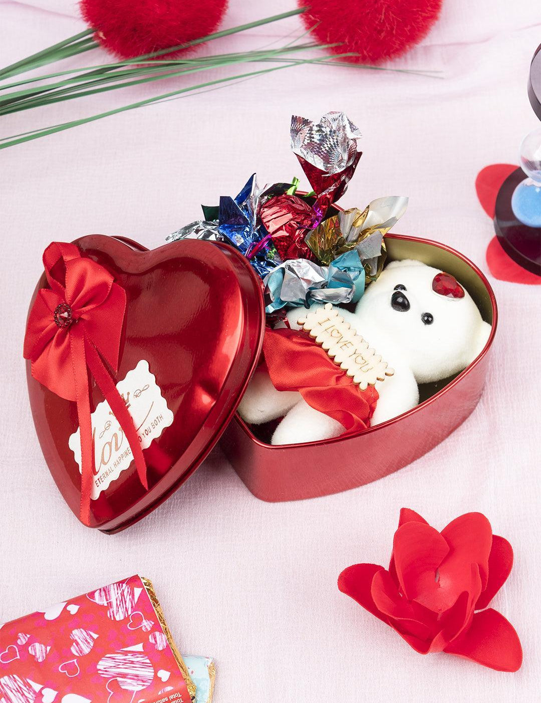 Valentine Heart Chocolate Box - MARKET 99