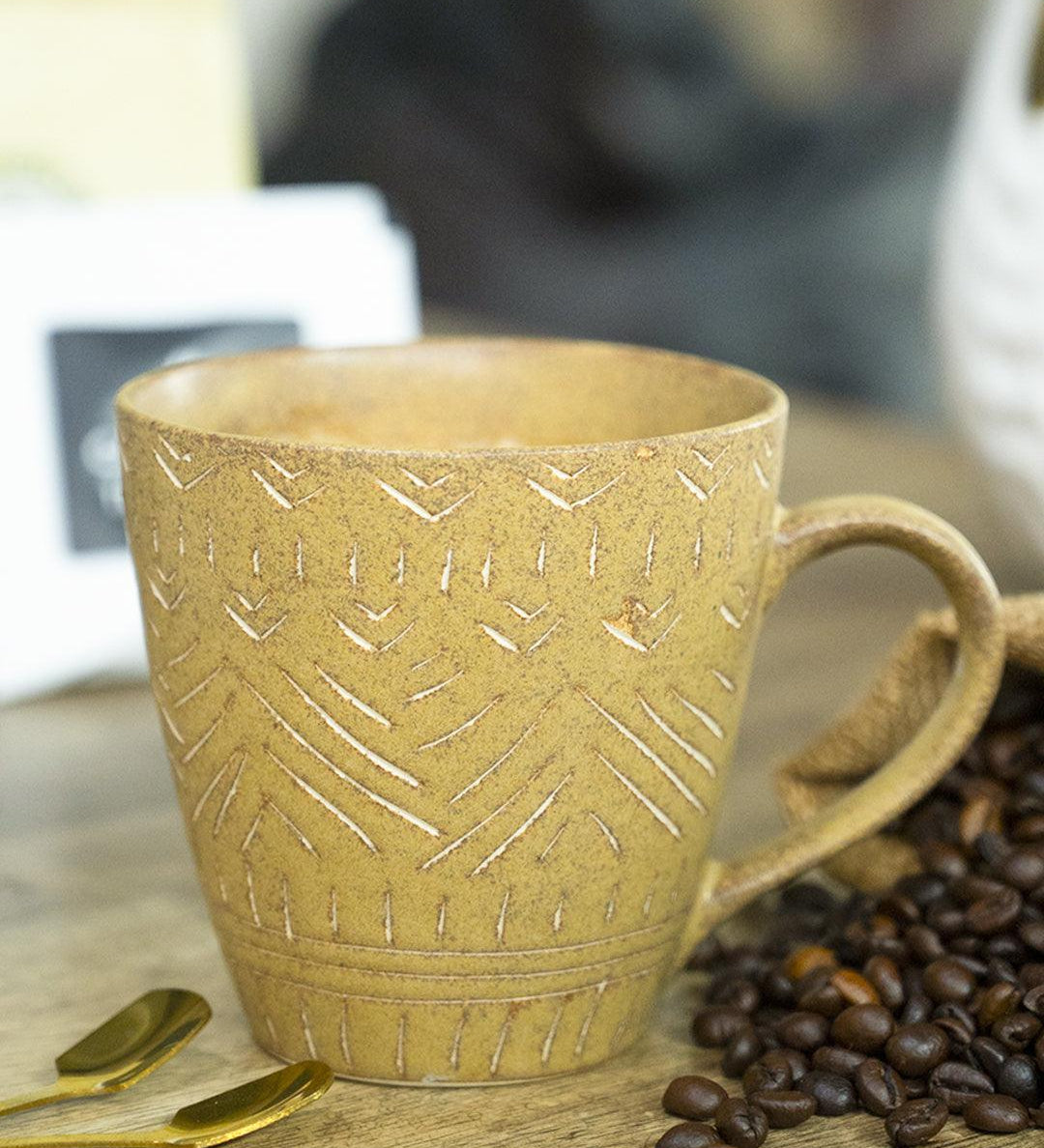 VON CASA Ceramic Coffee Mug - 320 Ml, Beige & Engrabed - MARKET 99