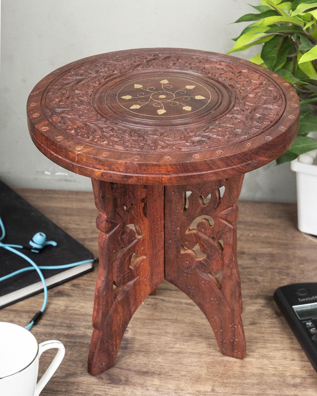 'WOOD CARVING' Handcrafts Small Coffee Table in Sheesham Wood - MARKET 99