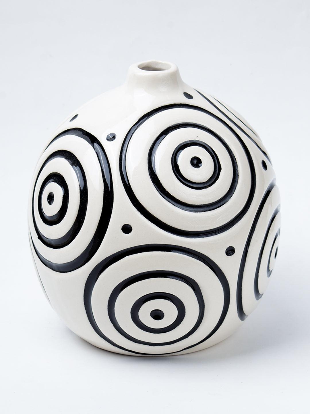 Black & White Ceramic Round Vase - Cuircular Pattern, Flower Holder - 3