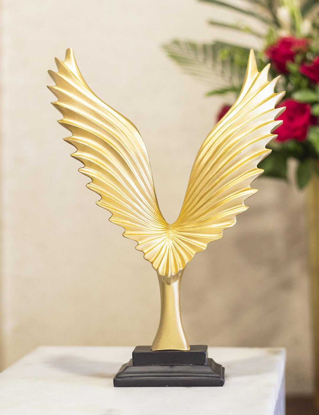 Decorative Golden Wings Statue Home & Office Décor 22CM - 1