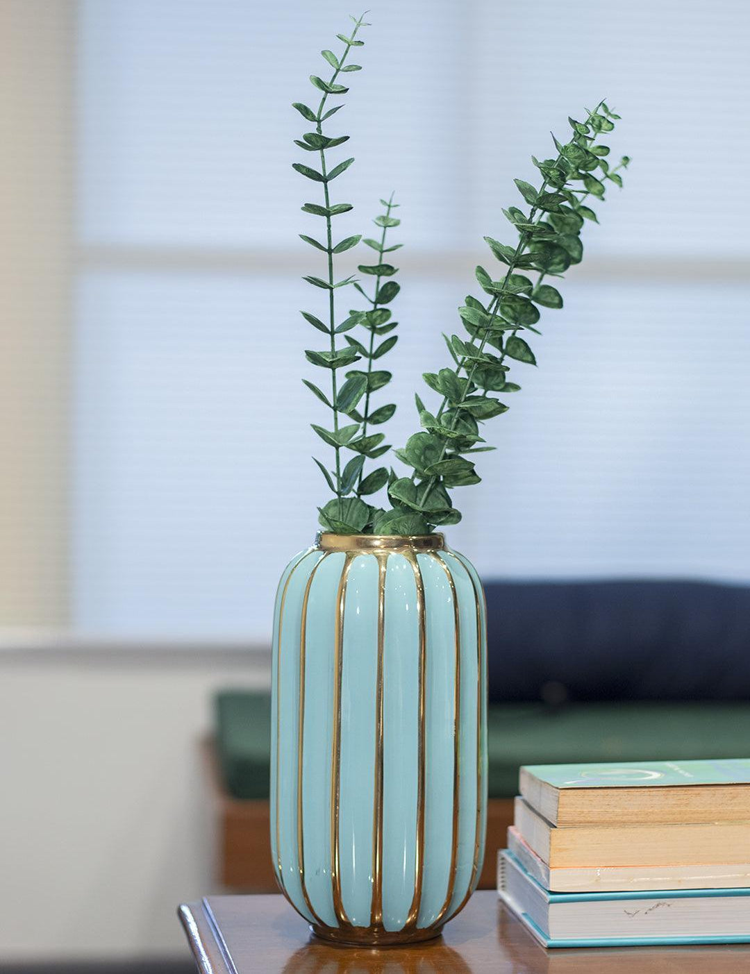 Emrald Ceramic Vase Ribbed Design, Flower Holder - 1