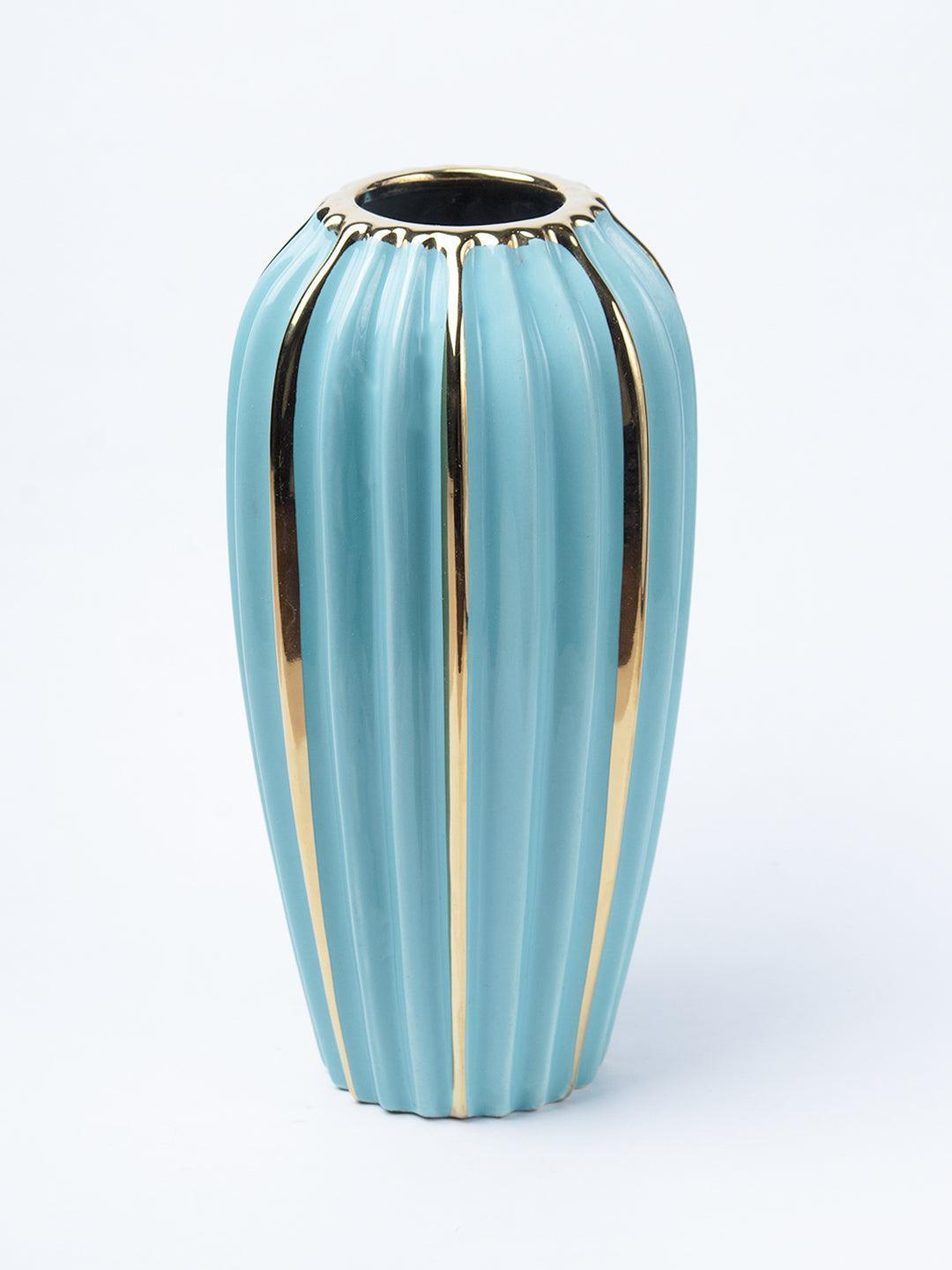 Emrald Ceramic Vase - Ribbed Design, Flower Holder - 3