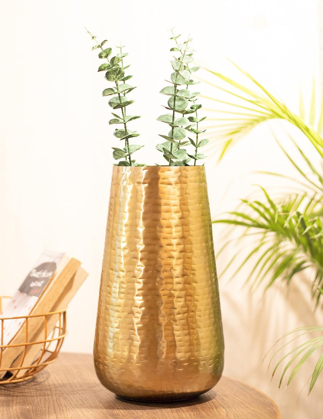 Gold Cylindrical Flower Vase  - 1